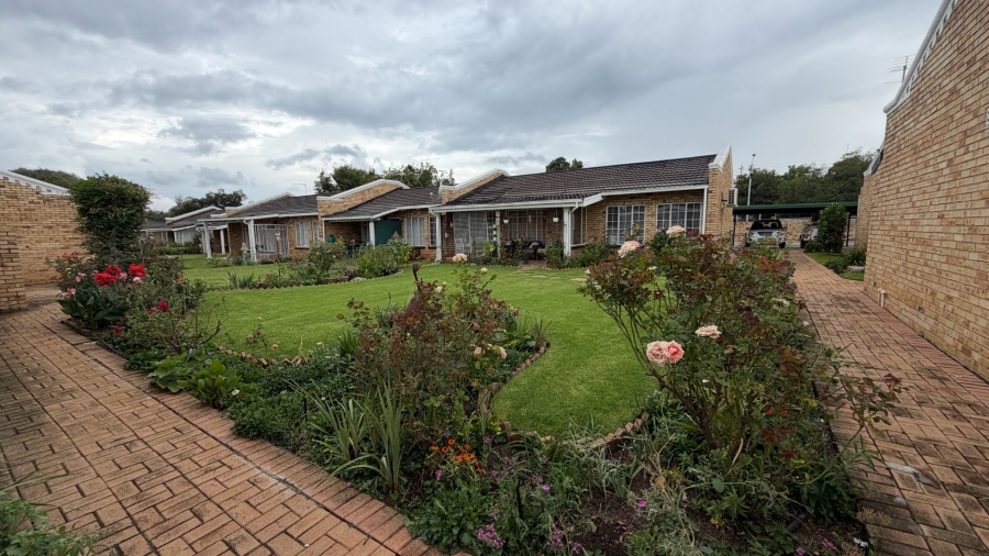 1 Bedroom Property for Sale in Miederpark North West